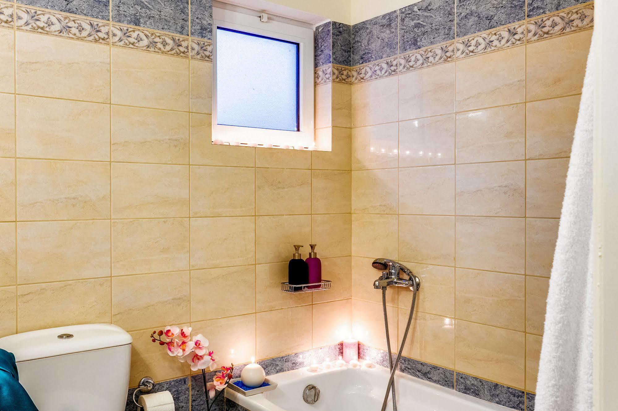 Cyan Icons Villas Civarász Kültér fotó